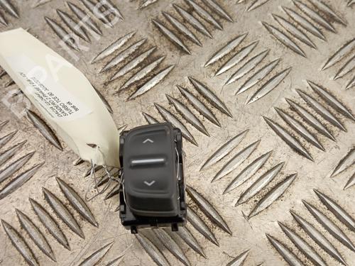 Used Left front window switch Left front window switch DACIA SANDERO II TCe 90 (B8M1, B8MA, B8AC) (90 hp) 34294932 34294932