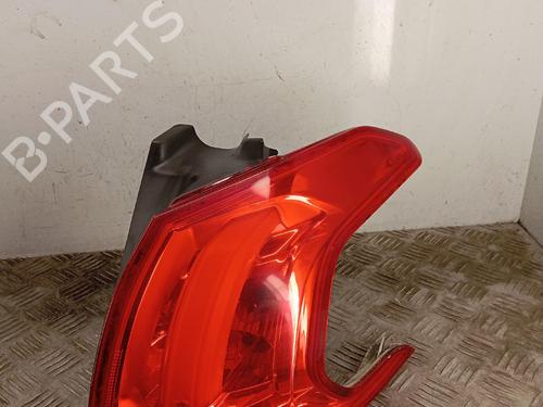 Used Right taillight Right taillight 39457535 39457535
