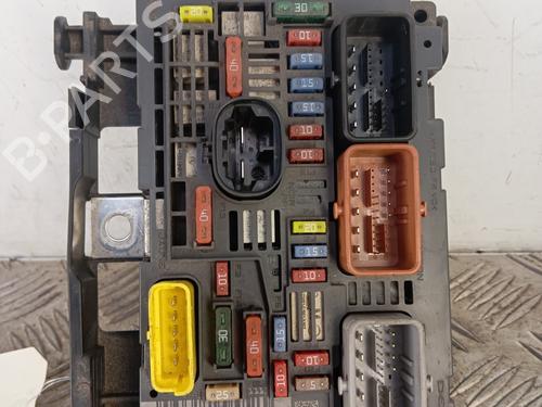 Used Fuse box Fuse box PEUGEOT 3008 I MPV (0U_) 1.6 HDi (109 hp) 34295484 34295484