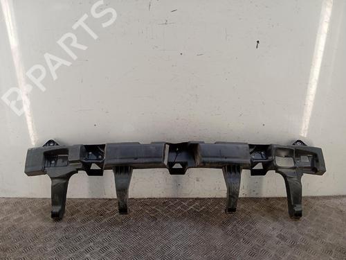 Używane Mocowanie zderzaka tylnego Mocowanie zderzaka tylnego DACIA DUSTER (HS_) 1.2 TCe 125 (125 hp) 36944243 36944243