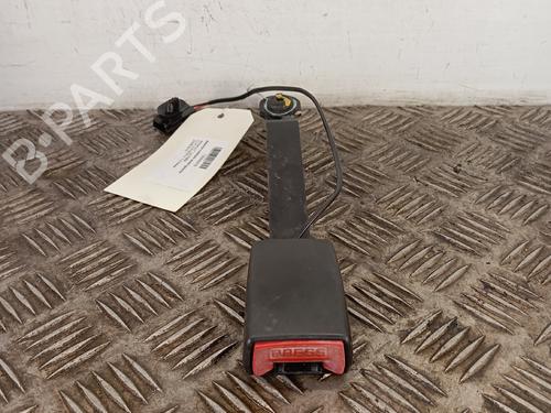 Engache cinturón Engache cinturón RENAULT CLIO III Hatchback Van (SB_, SR_) [2005-2026] 36300141 36300141