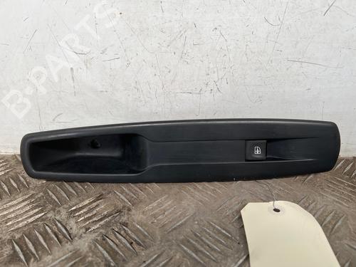 right-front-window-switch-renault-megane-iii-hatchback-bz01_-b3_-2008-37866443 main image
