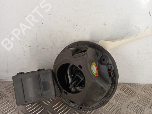 fuel-flap-renault-clio-iv-bh_-2012-2013-2014-2015-2016-2017-2018-2019-2020-2021-34296314 main image