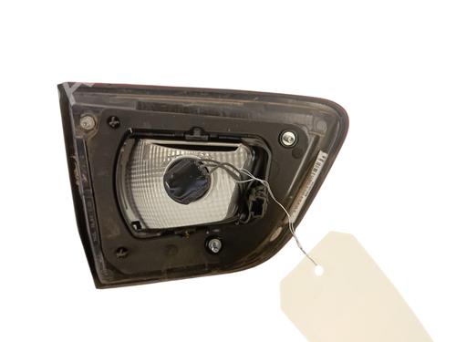 left-tailgate-light-renault-kadjar-ha_-hl_-2015-34294606 main image