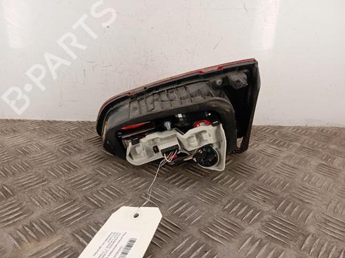 left-tailgate-light-vw-golf-vii-5g1-bq1-be1-be2-2012-2013-2014-2015-2016-2017-2018-2019-2020-2021-40177621 main image