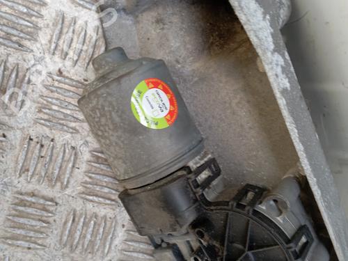 front-wiper-motor-renault-modus-grand-modus-fjp0_-2004-34293359 main image