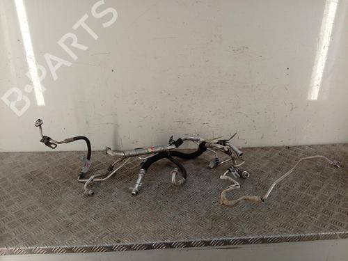 Used AC pipe AC pipe RENAULT MEGANE IV Hatchback (B9A/M/N_) 1.5 Blue dCi 95 (B9A2, B9A6) (95 hp) 40432700 40432700