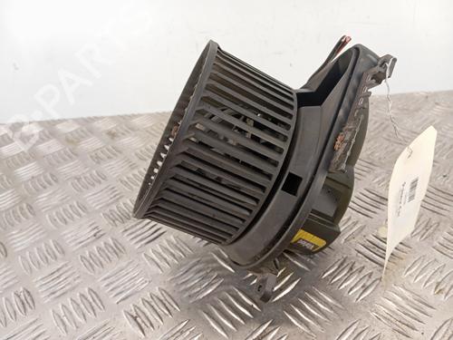 Used Heater blower motor Heater blower motor RENAULT CLIO IV (BH_) 1.2 TCe 120 (BHAU) (118 hp) 34293213 34293213