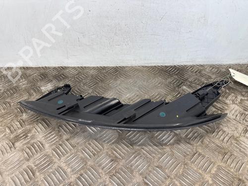 right-daytime-light-citroen-c4-cactus-2014-37700053 main image