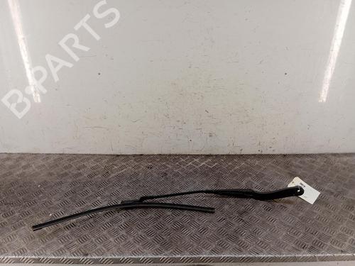 Used Front windshield wiper arm Front windshield wiper arm 36862417 36862417