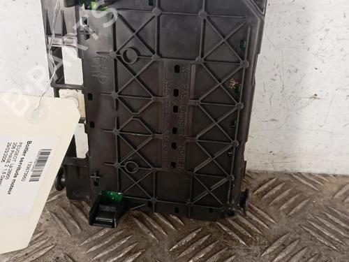Used Fuse box Fuse box PEUGEOT 206 Hatchback (2A/C) 1.6 HDi 110 (109 hp) 39759762 39759762