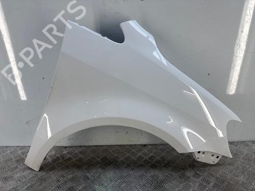 Used Right front fenders Right front fenders 39110131 39110131