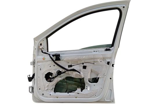 right-front-door-renault-clio-iii-br01-cr01-2005-2006-2007-2008-2009-2010-2011-2012-2013-2014-34296207 main image