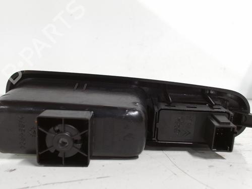 Venstre bagtil elrude kontakt Venstre bagtil elrude kontakt PEUGEOT 3008 I MPV (0U_) 1.6 HDi (112 hp) 34289698 34289698