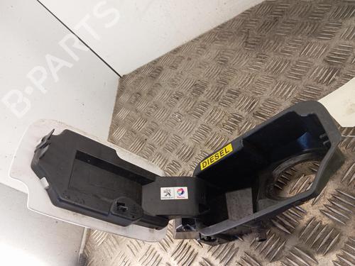 Used Fuel flap Fuel flap 39626294 39626294