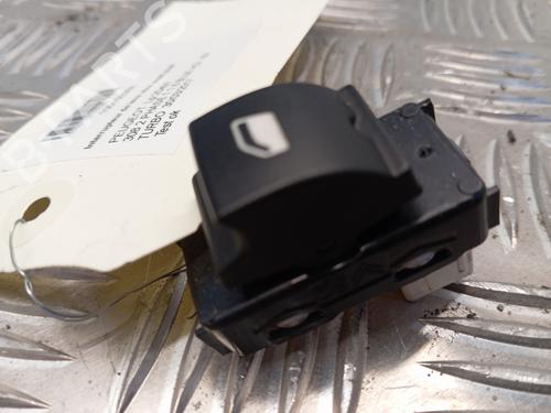 Used Right front window switch Right front window switch PEUGEOT 308 II (LB_, LP_, LW_, LH_, L3_) 1.6 HDi 100 (99 hp) 34292611 34292611