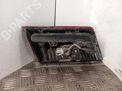 Used Right tailgate light Right tailgate light RENAULT LAGUNA III (BT0/1) 2.0 dCi (BT07, BT0J, BT14, BT1A, BT1S) (131 hp) 39759815 39759815