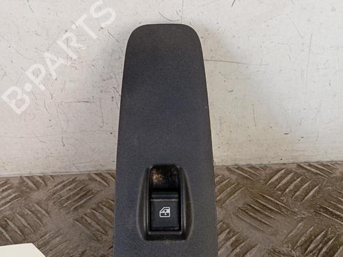 Used Right front window switch Right front window switch 38722541 38722541