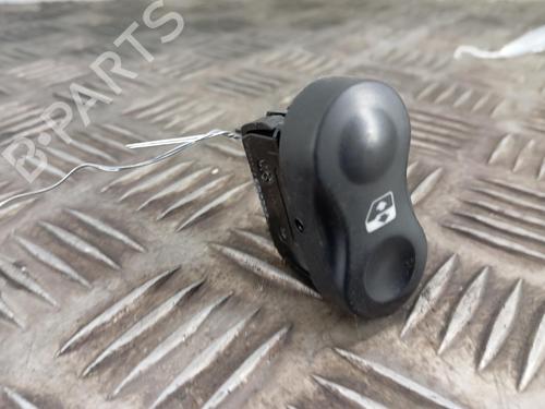 Used Left front window switch Left front window switch DACIA SANDERO 1.5 dCi (88 hp) 39954283 39954283