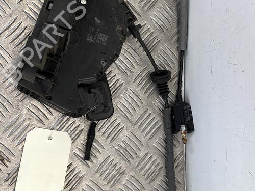 rear-left-lock-vw-golf-vii-5g1-bq1-be1-be2-2012-2013-2014-2015-2016-2017-2018-2019-2020-2021-34293812 main image