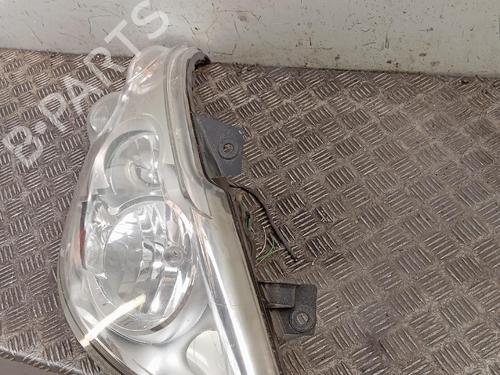 Højre forlygte Højre forlygte RENAULT MASTER III Van (FV) 2.3 dCi 125 FWD (FV0C, FV0D, FV0G, FV0H, FV0J, FV0K,... (125 hp) 37201657 37201657