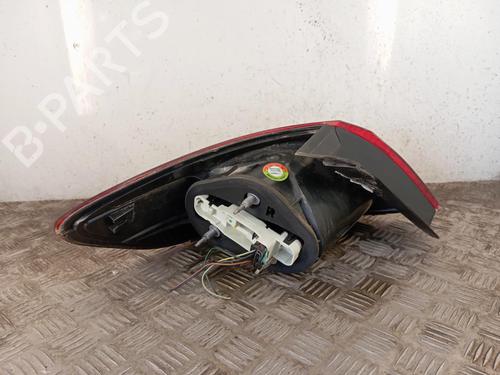 Used Right taillight Right taillight 37587506 37587506