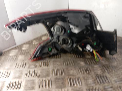 Used Right taillight Right taillight PEUGEOT 308 II (LB_, LP_, LW_, LH_, L3_) 1.2 VTi 72 (82 hp) 39724367 39724367
