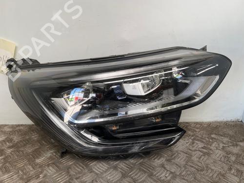 right-headlight-renault-megane-iv-hatchback-b9amn_-2015-37700060 main image