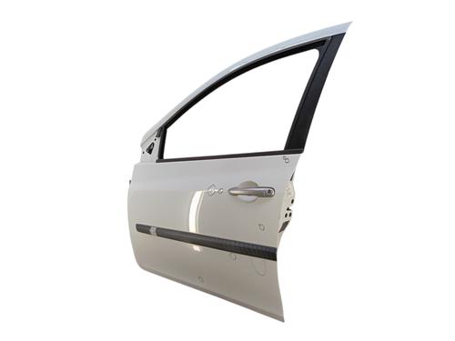 left-front-door-renault-clio-iii-br01-cr01-2005-2006-2007-2008-2009-2010-2011-2012-2013-2014-34296208 main image