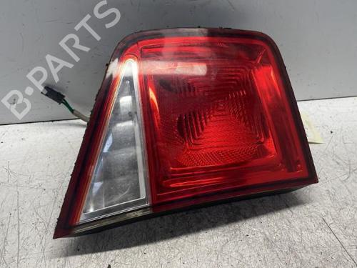 Feu de coffre gauche Feu de coffre gauche CHEVROLET ORLANDO (J309) 2.0 D (163 hp) 34289868 34289868