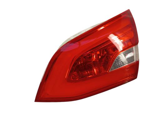 Used Right tailgate light Right tailgate light PEUGEOT 308 SW II (LC_, LJ_, LR_, LX_, L4_) 1.6 HDi / BlueHDi 115 (LCBHXM, LCBHXT) (115 hp) 34293513 34293513