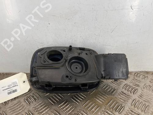 fuel-flap-renault-megane-iv-hatchback-b9amn_-2015-40249407 main image