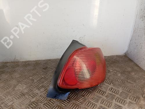 Farolim direito Farolim direito PEUGEOT 206 Hatchback (2A/C) 1.4 16V (88 hp) 36423965 36423965
