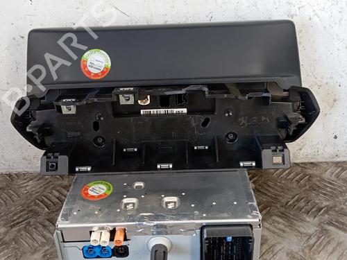 Display Display PEUGEOT 208 II (UB_, UP_, UW_, UJ_) 1.2 PureTech 100 (101 hp) 37280126 37280126