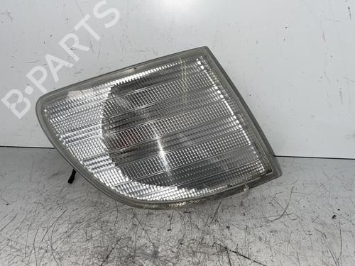 Used Right front indicator Right front indicator MERCEDES-BENZ V-CLASS (638/2) V 220 CDI (638.294) (122 hp) 34290430 34290430