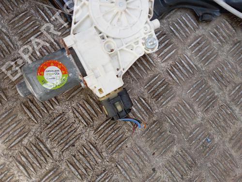 Front left window mechanism BMW X1 (E84) sDrive 18 d | BP37036529C22 - Image 3