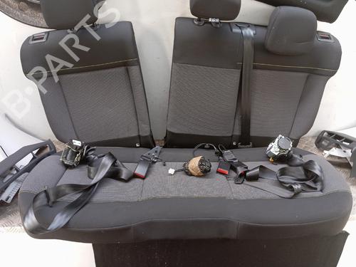 Banco traseiro Banco traseiro CITROËN C3 III (SX) 1.5 BlueHDi 100 (SXYHYP, SXYHTU) (102 hp) 36683436 36683436