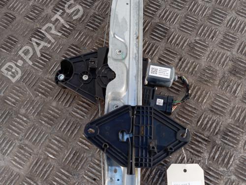 front-wiper-motor-dacia-sandero-iii-2021-37738941 main image