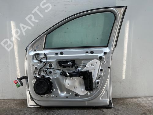 Used Right front door Right front door 38030668 38030668