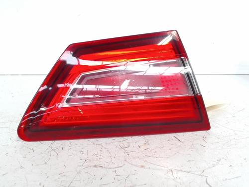 Feu de coffre gauche Feu de coffre gauche RENAULT CLIO IV (BH_) 1.5 dCi 75 (75 hp) 34289647 34289647