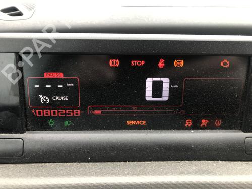 instrument-cluster-citroen-c4-cactus-2014-34296737 main image