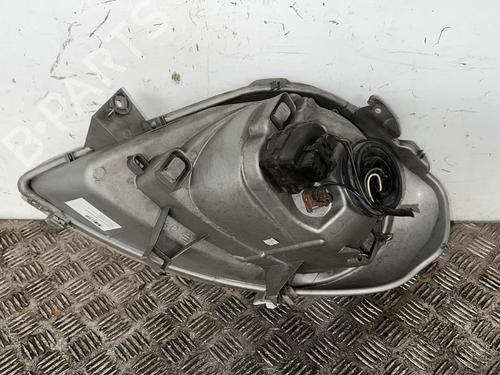 Used Right headlight Right headlight RENAULT TRAFIC II Van (FL) 1.9 dCi 80 (FL0B) (82 hp) 34290418 34290418
