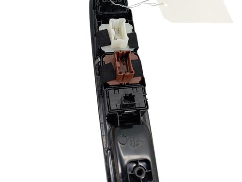 left-front-window-switch-dacia-sandero-iii-2021-37738940 main image