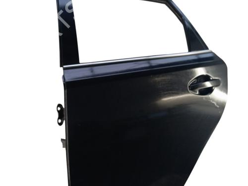 left-rear-door-toyota-auris-_e18_-2012-2013-2014-2015-2016-2017-2018-2019-34295576 main image