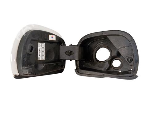 fuel-flap-citroen-c4-cactus-2014-34293742 main image