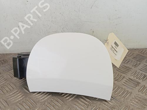 fuel-flap-citroen-c4-cactus-2014-34296225 main image