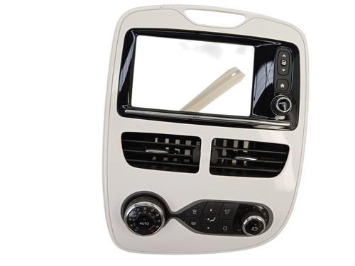 display-monitor-renault-zoe-bfm_-2012-34293646 main image