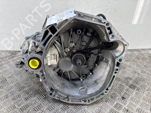gearbox-renault-scenic-ii-jm01_-2003-2004-2005-2006-2007-2008-2009-2010-40126854 main image