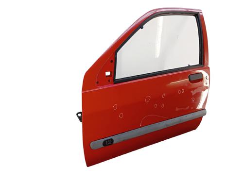 Porta frente esquerda Porta frente esquerda RENAULT CLIO I (B/C57_, 5/357_) 1.2 (5/357Y, 5/357K) (58 hp) 35990683 35990683