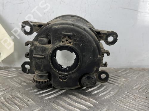 Used Right front fog light Right front fog light 34293757 34293757